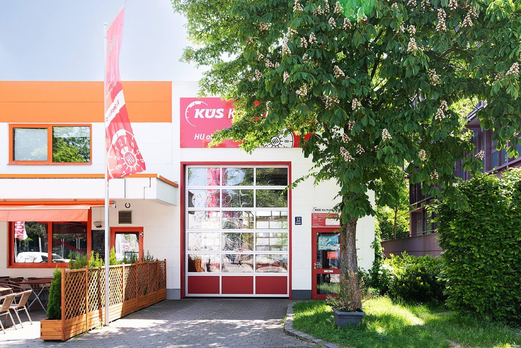 Außenansicht der Prüfstelle Am Moosfeld