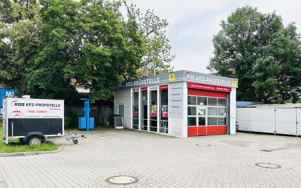 Außenansicht der Prüfstelle Neufahrn